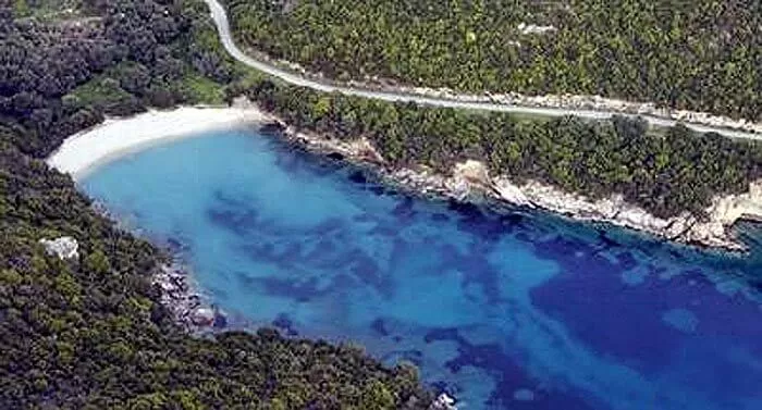 Strand Stavrolimenas