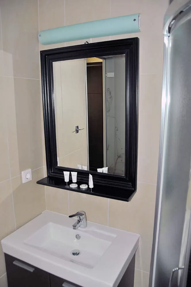 en suite bathroom