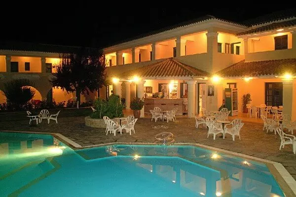 hôtel de night